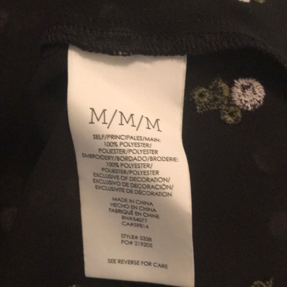 Cabi Black Spring #5338 Blouse (M). - Picture 8 of 8